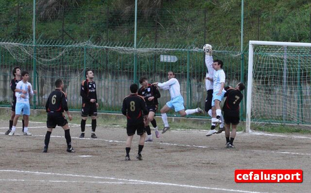 110220_sport 246y_tn.jpg